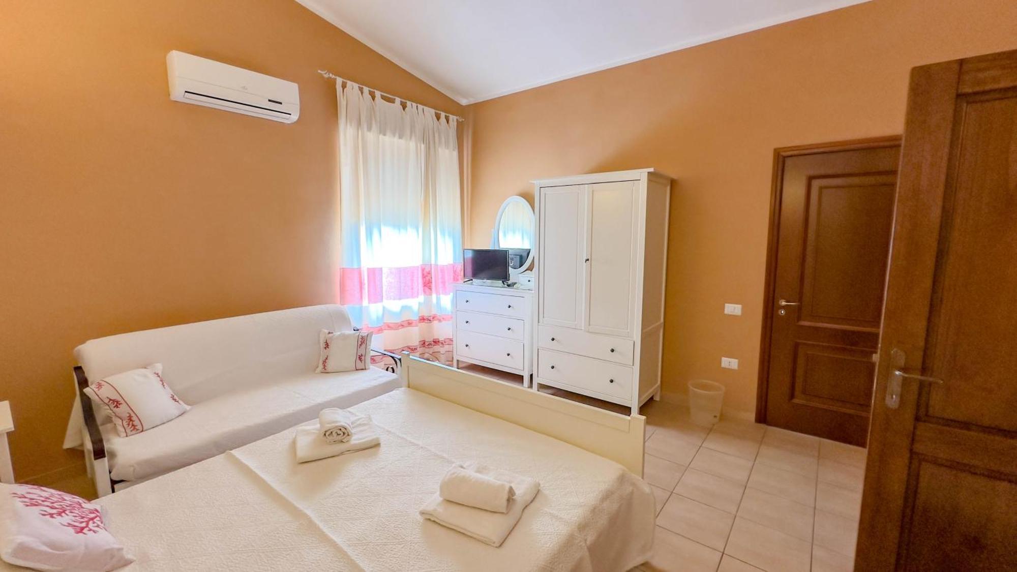 Su Recreu 'E Mare Hotel Bosa Marina Bagian luar foto