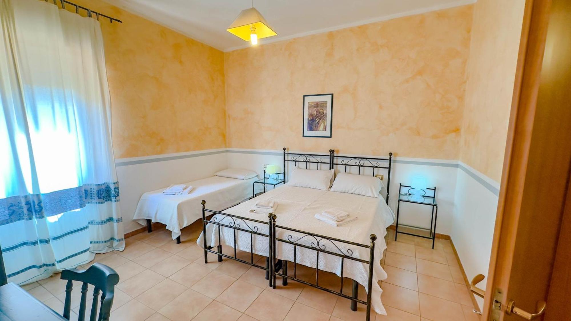Su Recreu 'E Mare Hotel Bosa Marina Bagian luar foto